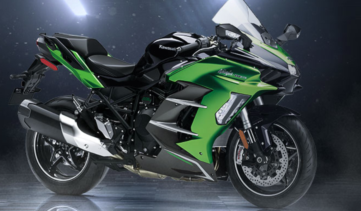 Review: 2025 Kawasaki Ninja H2 SX SE – Sport-Touring with a Supercharger