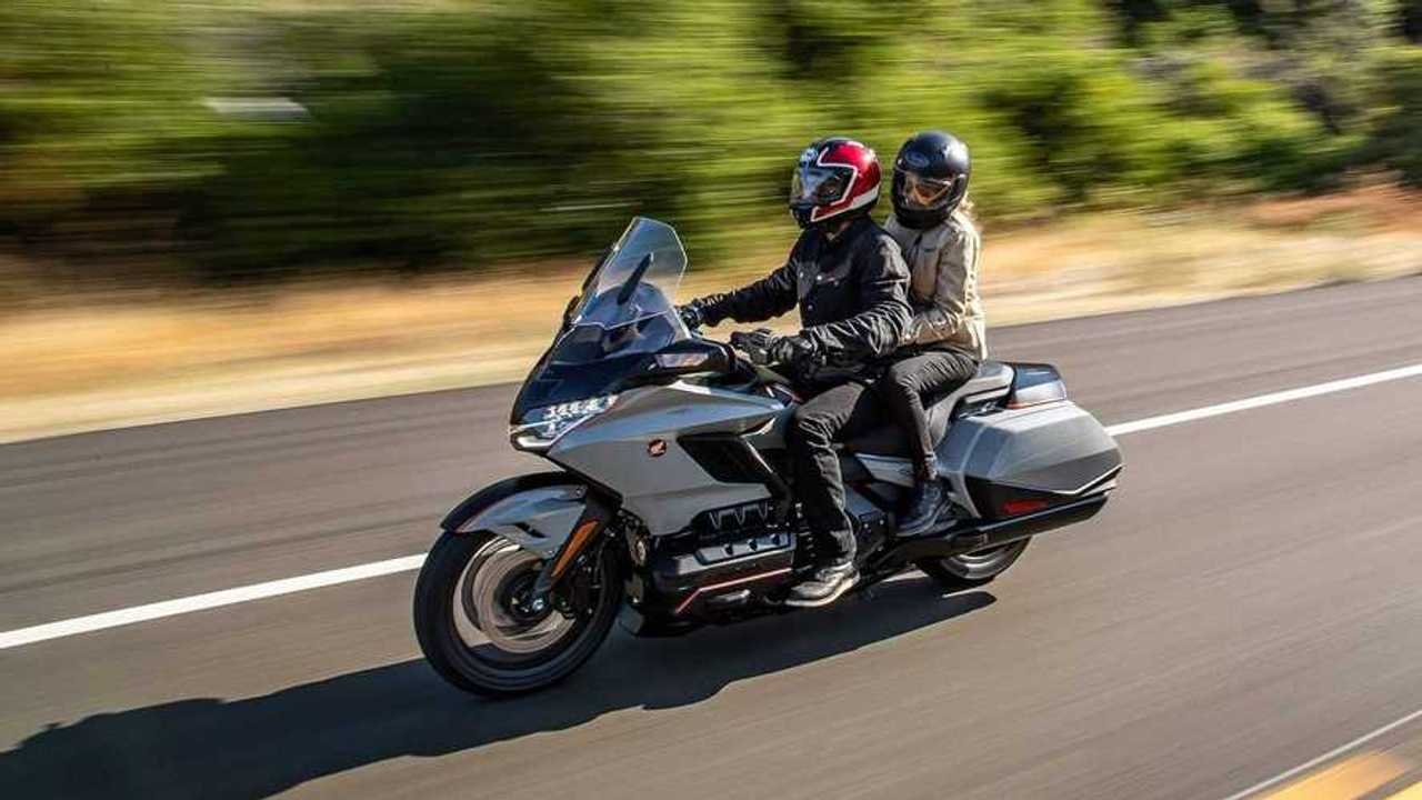 10 Powerful Motorcycle Insights: The Essence of Riding and Universal Truths on Two Wheels