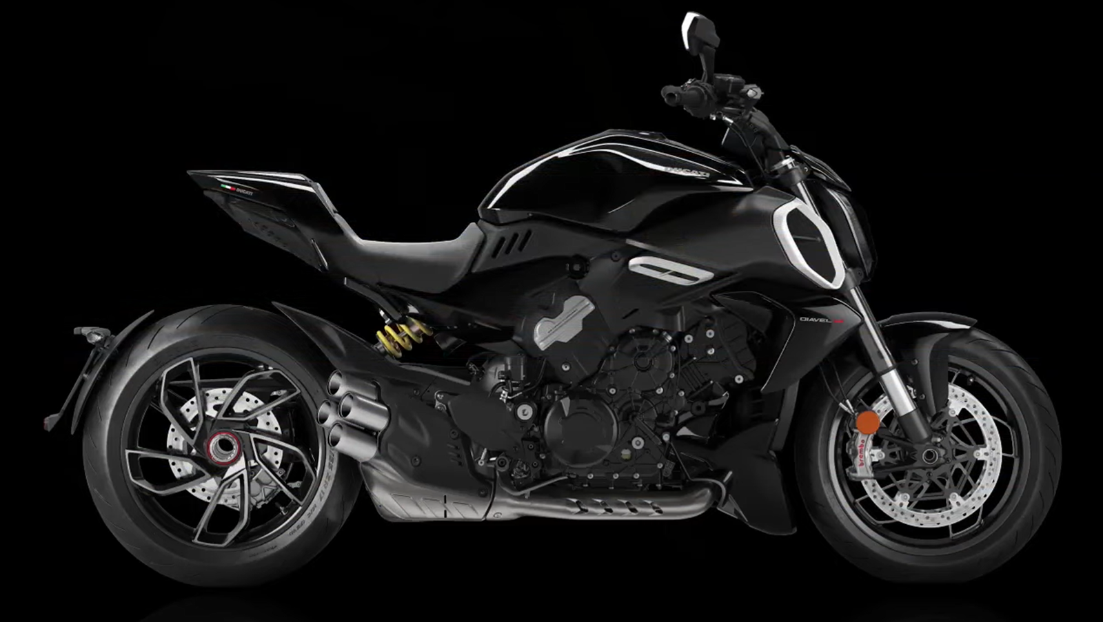 The Power Cruiser Reimagined – 2026 Ducati Diavel V4 RS Unleashed