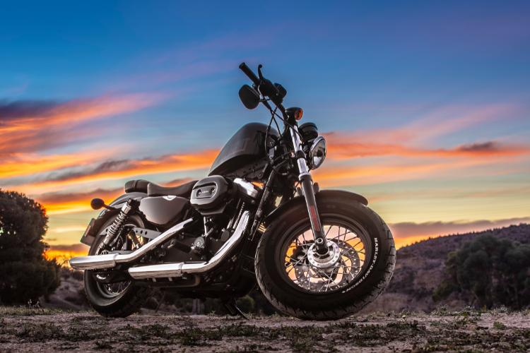 Cruiser and Touring Motorcycle Trends 2025: Innovation vs. Nostalgia