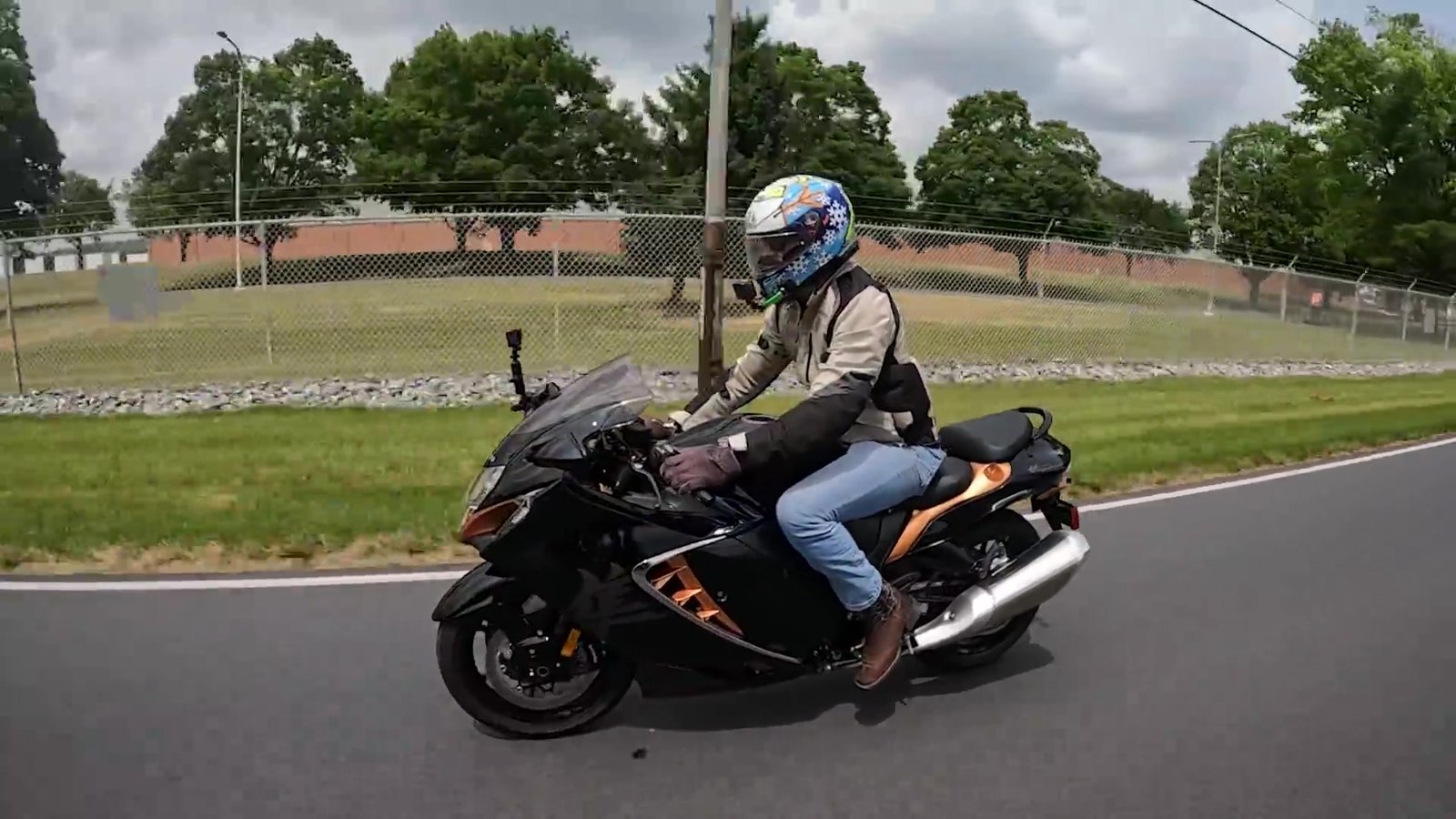 Close-up of the bi-directional quick shifter demonstrating its innovative design for seamless gear changes.