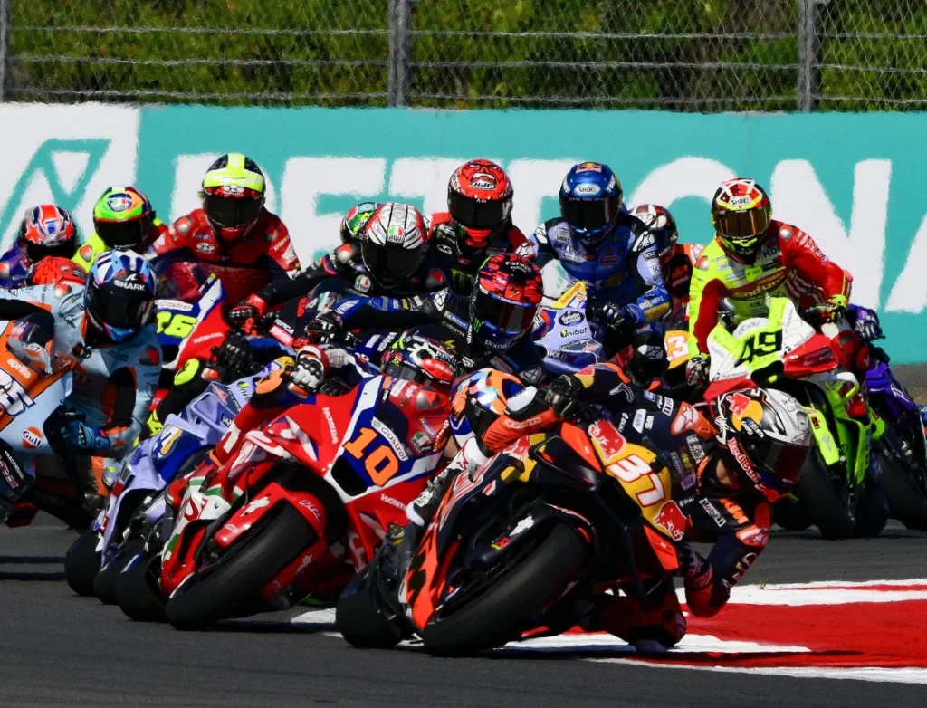 moto-gp-race-1