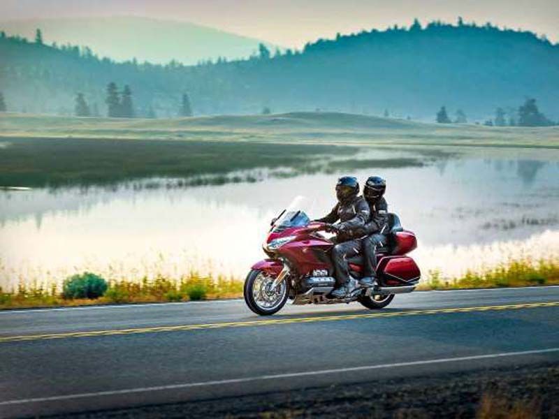 Supporting lifestyle image for two-up riding context