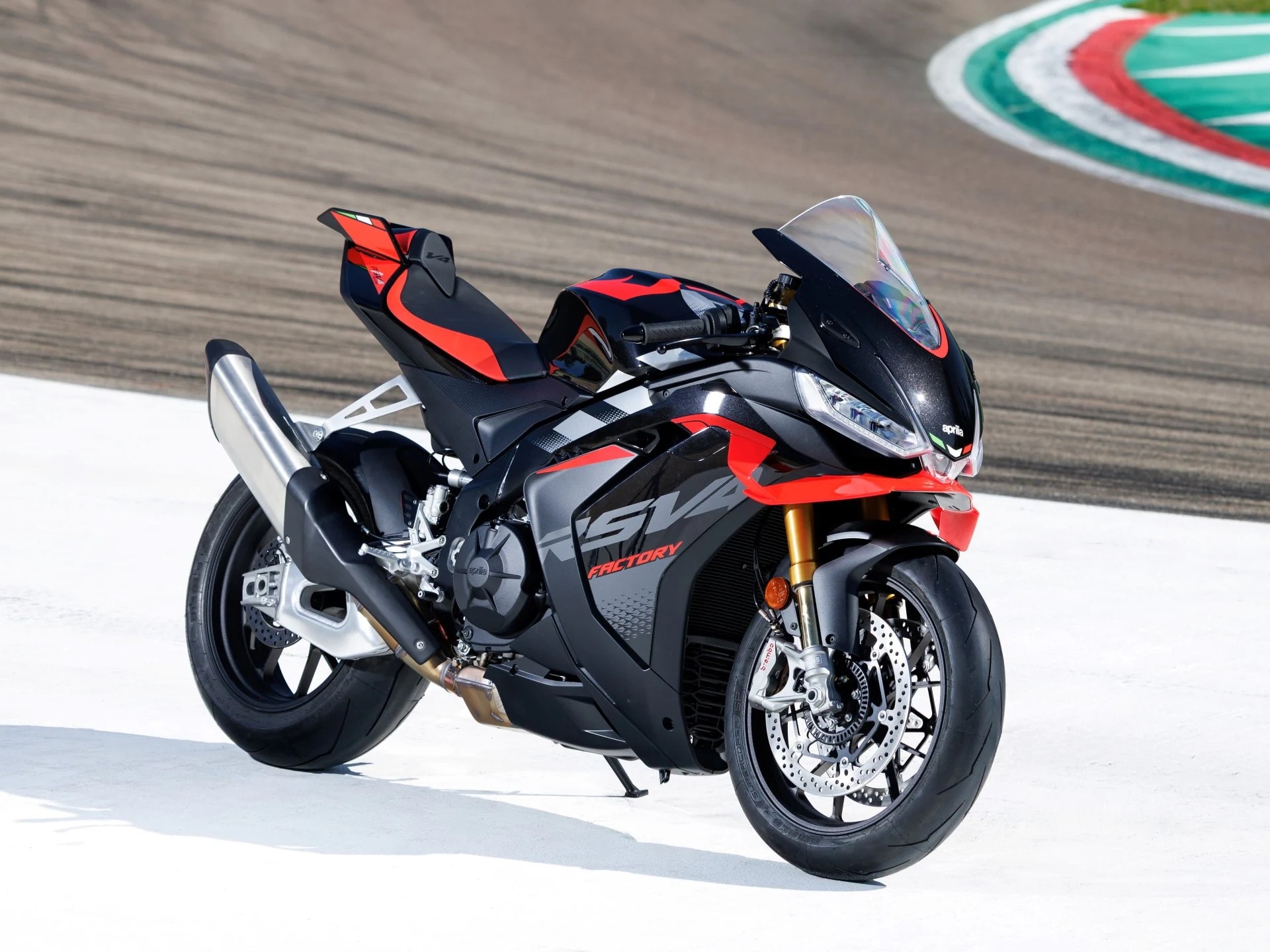 Aprilia RSV4 Factory leaned over on circuit