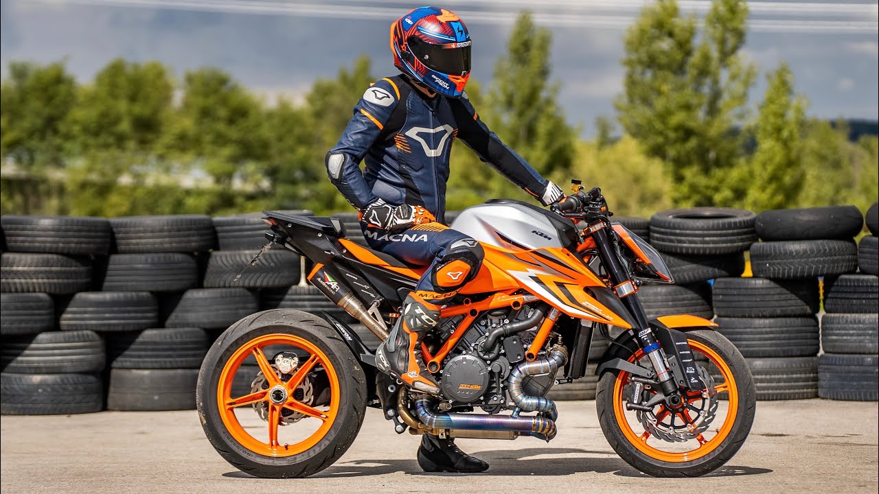 KTM 1290 Super Duke R EVO on a twisty road