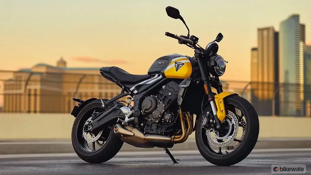 Yamaha MT-07 in urban environment