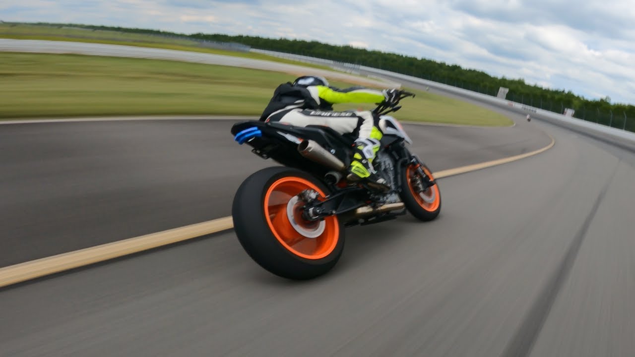 KTM 890 Duke R on track showing its agility