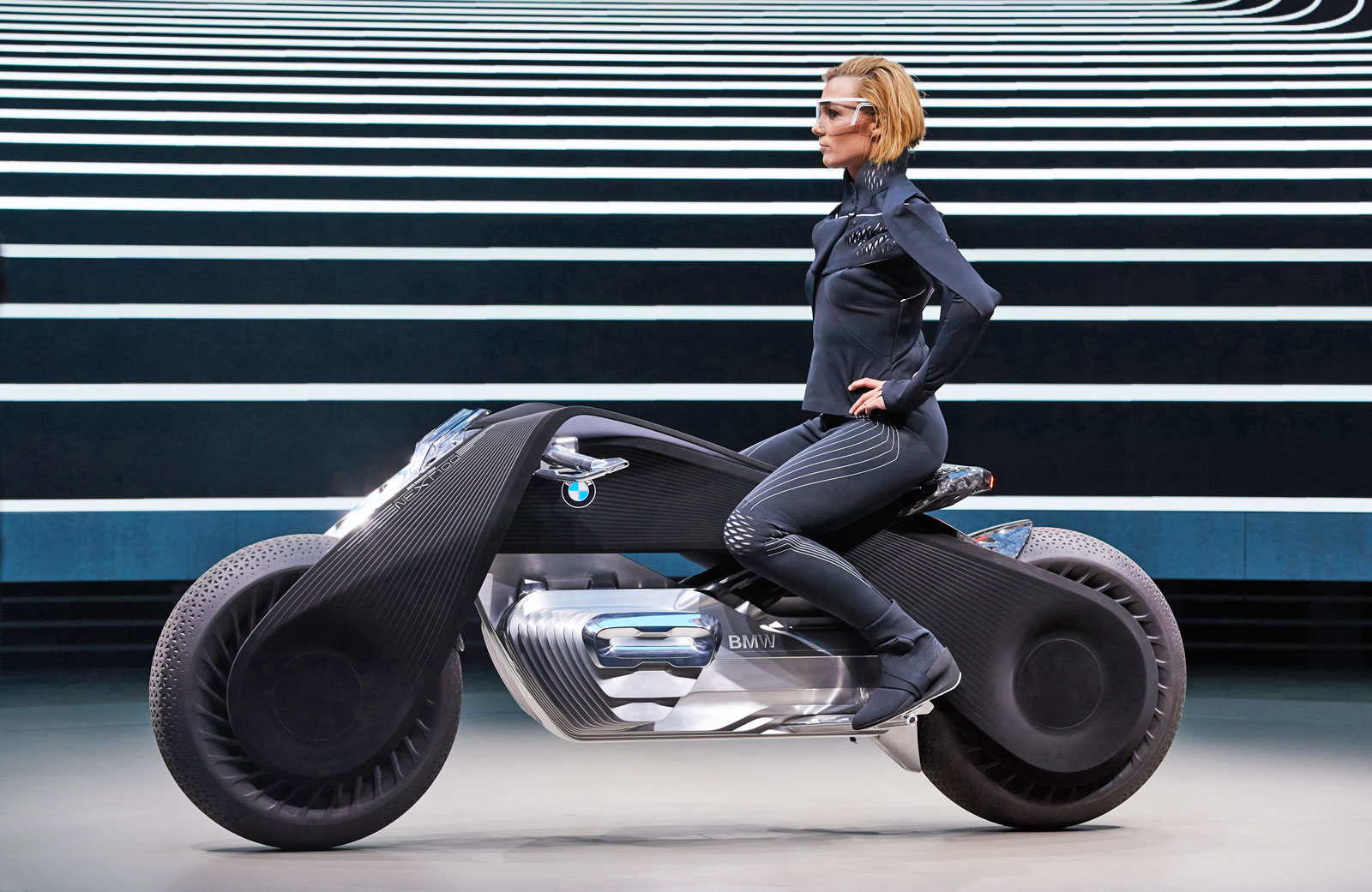 BMW Motorrad Files Patent for New Semi-Autonomous Rider Assist System: What It Means for 2028 Models