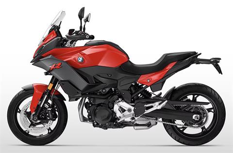 Image of the F900XR model