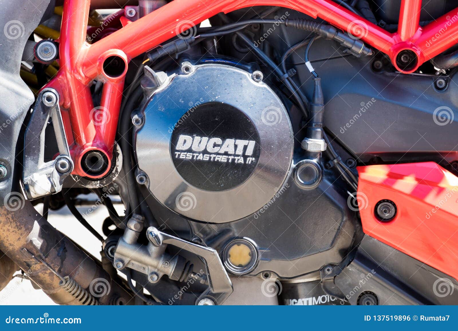 Close-up of the 937cc Testastretta DVT engine