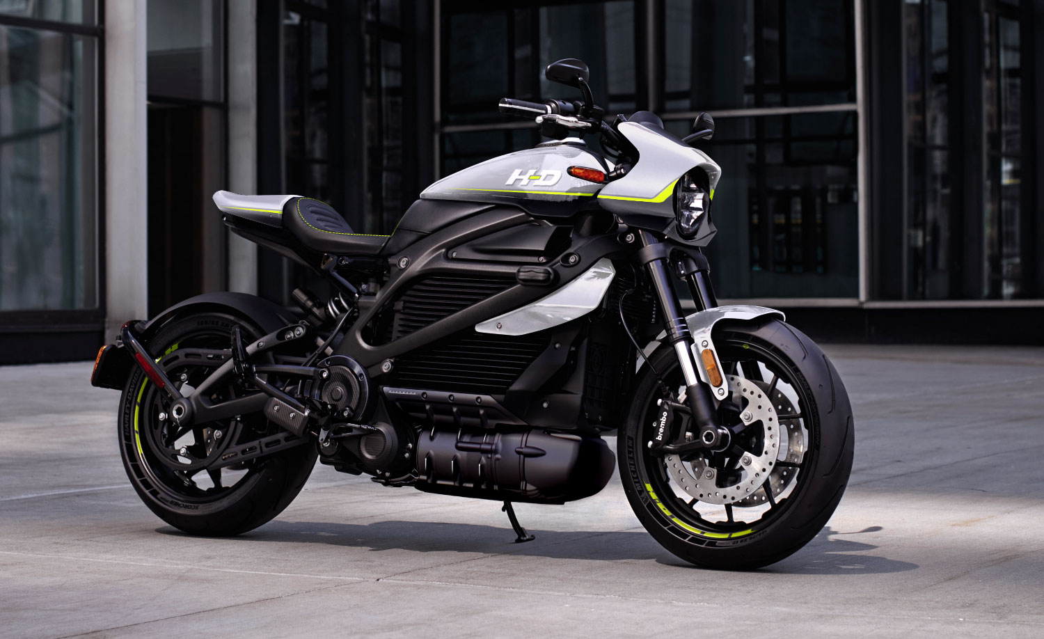 Harley-Davidson LiveWire in a race