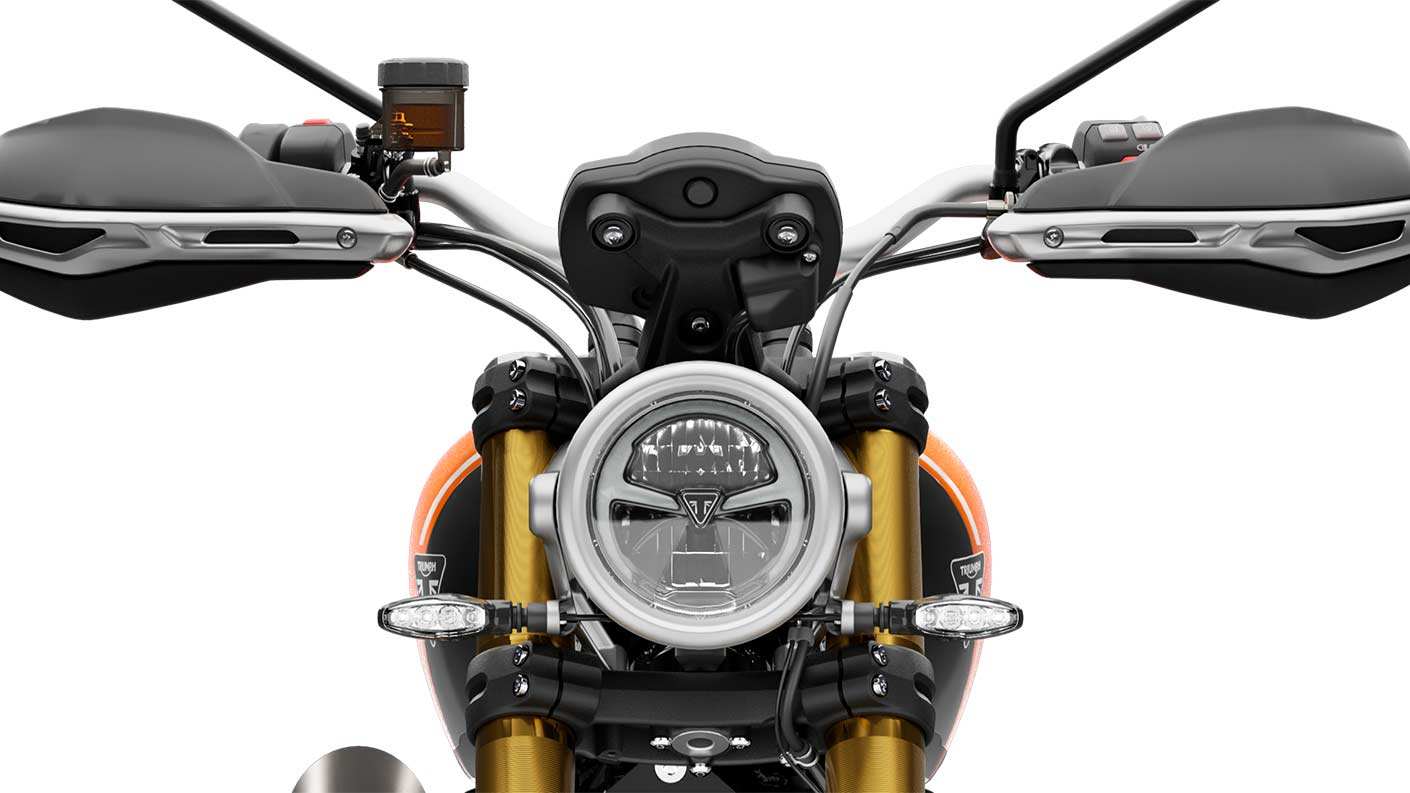 XE on open road through countryside to illustrate road performance section