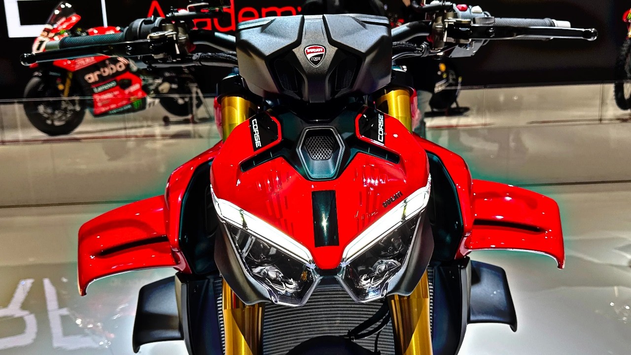 Supporting image for rivals comparison section