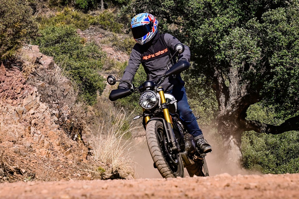 Action shot for off-road capability comparison section