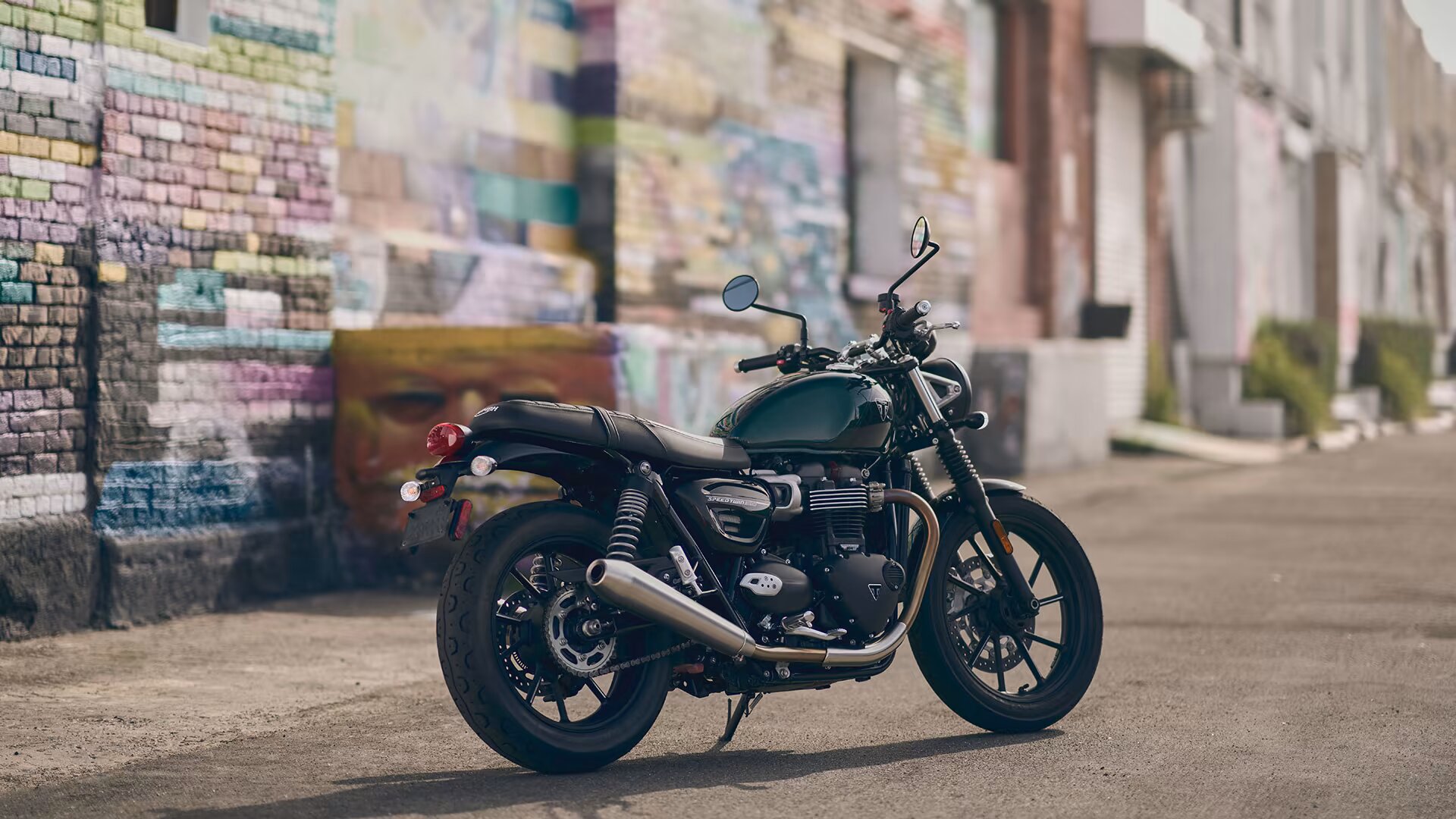 Stylish shot of the Street Twin highlighting its classic design