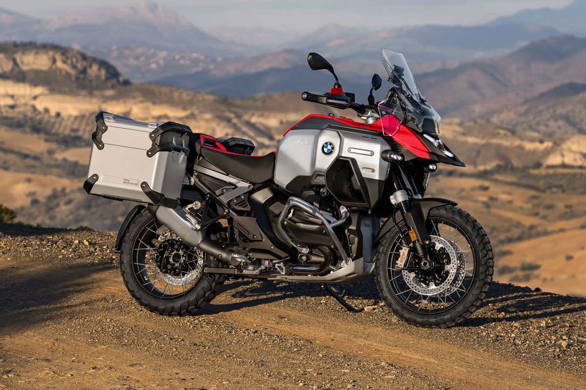 BMW R 1300 GS or GS Adventure for the BMW dealer section