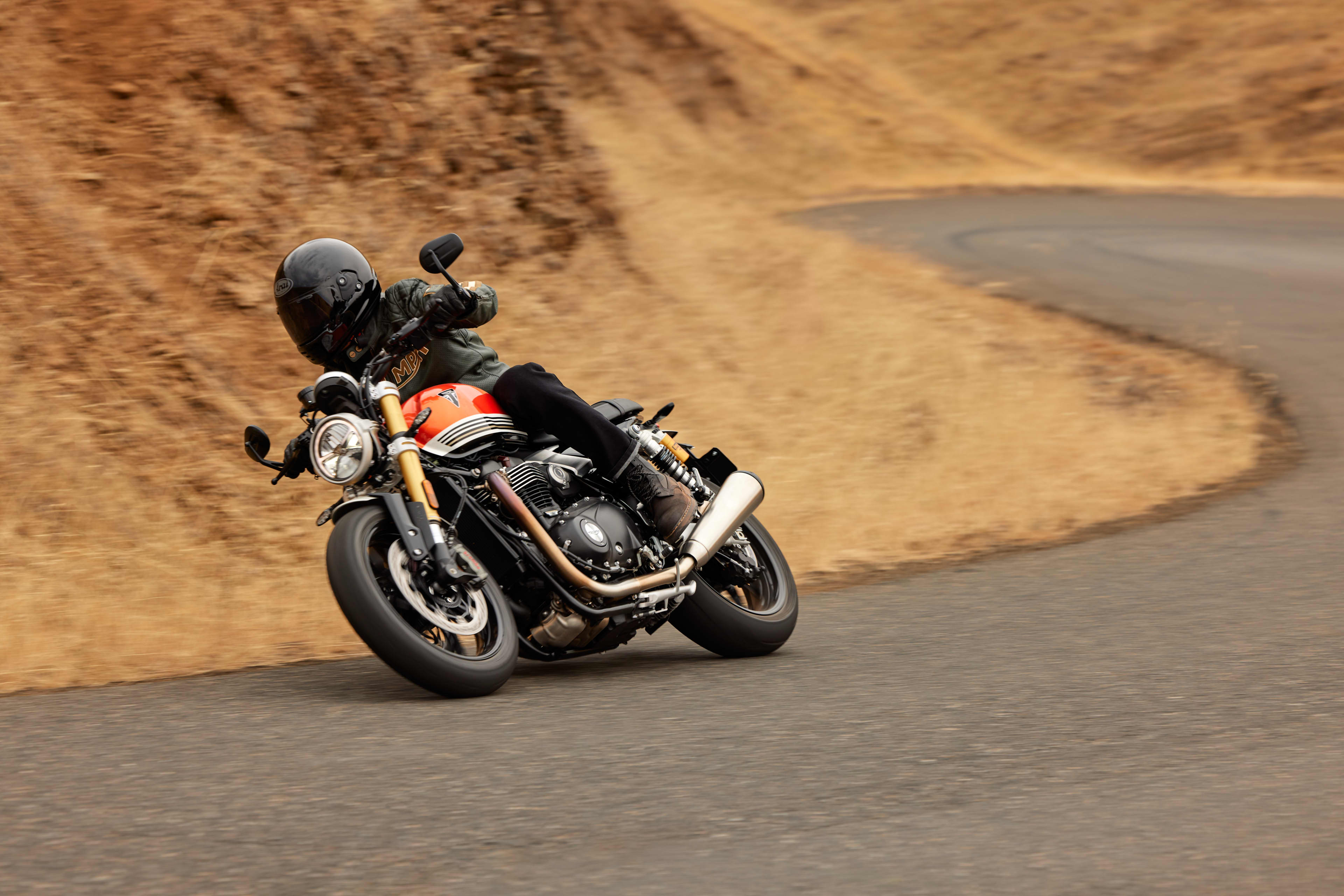 Image to accompany Triumph Speed Twin 1200 RS section