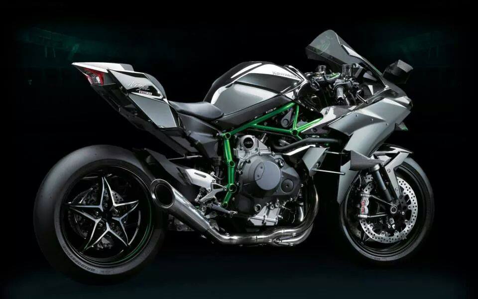 Image to accompany Zero Motorcycles SR/X Hypermoto section