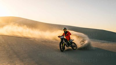 Best Motorcycles for Desert Riding in 2026: We Rode 8 Heat-Ready Machines Across Sand and Hardpack to Find the Ultimate Dry-Climate Two-Wheeler
