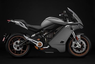 First Ride Review: Zero SR/S 2026 — We Clocked 800 Miles on the Updated Electric Sport Tourer to See If the 200-Mile Range Claim Holds Up in the Real World
