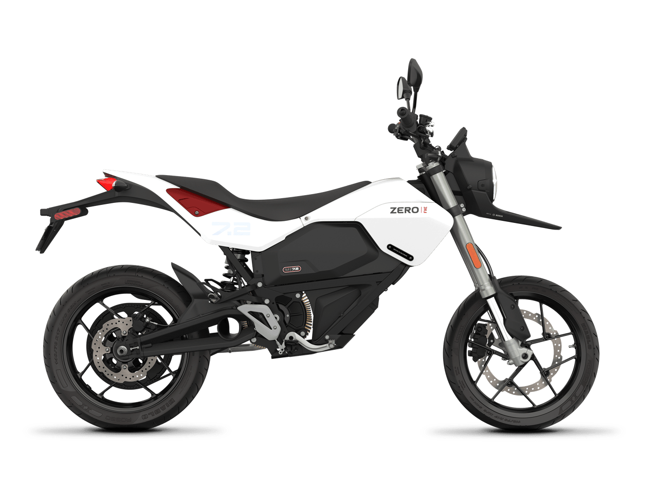 Image of the Zero FXE supermoto in an urban or canyon setting