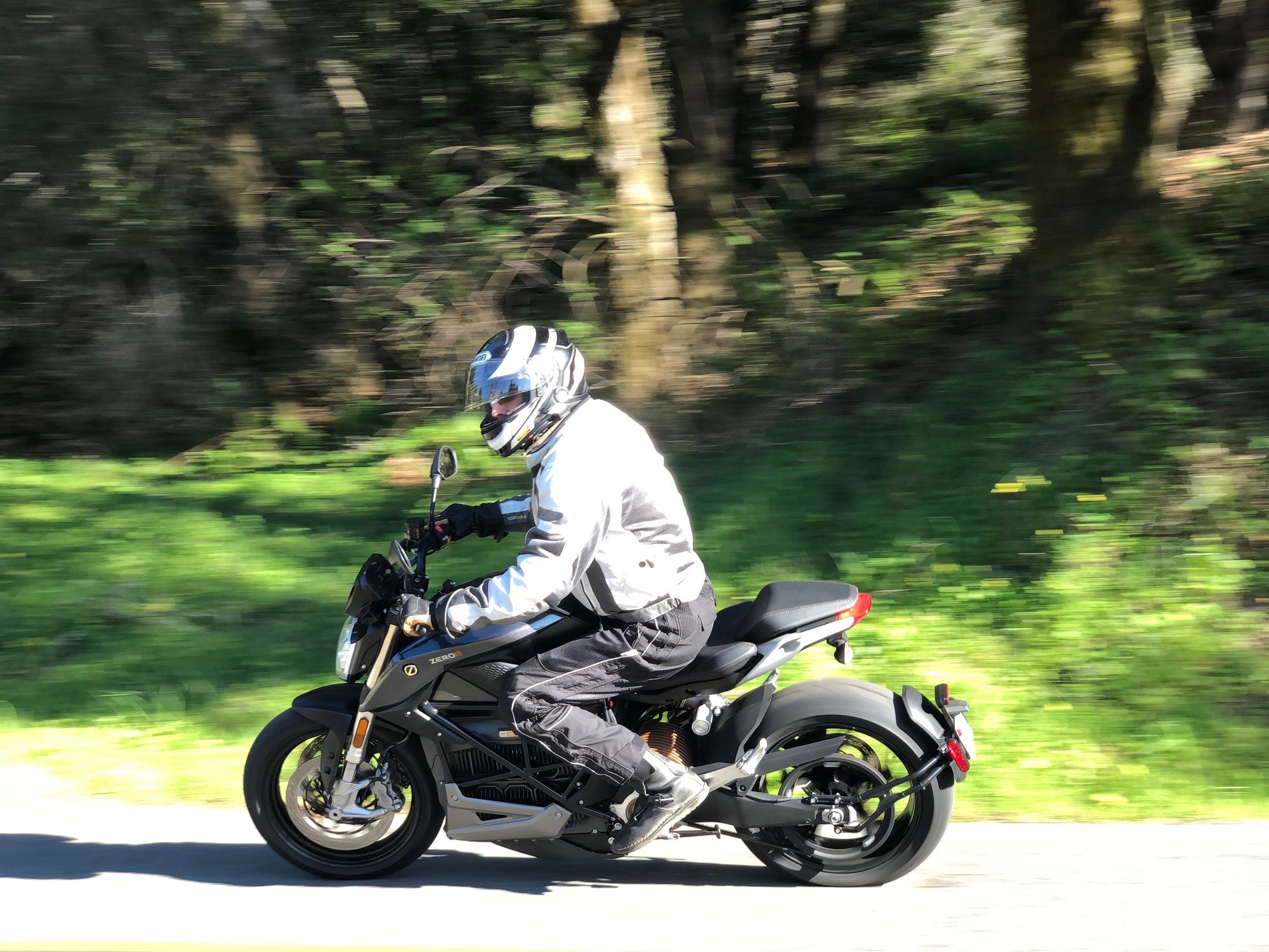 Visual for the fast charge breakthrough section