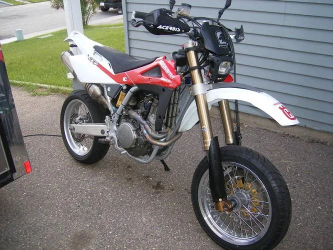 Husqvarna SMR450 Supermoto