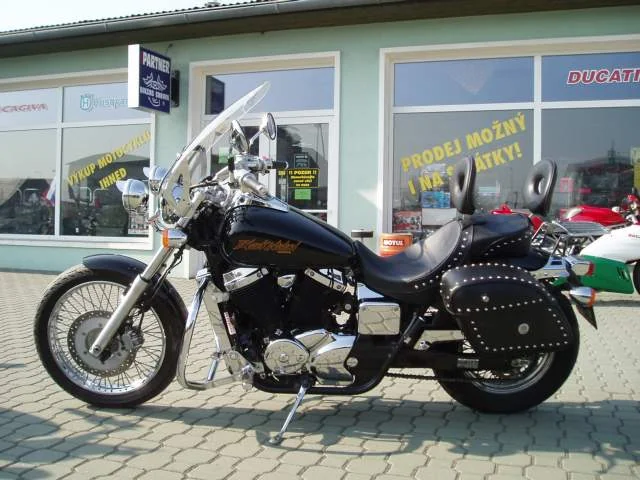 Honda VT 750 C3 DC Black Widow
