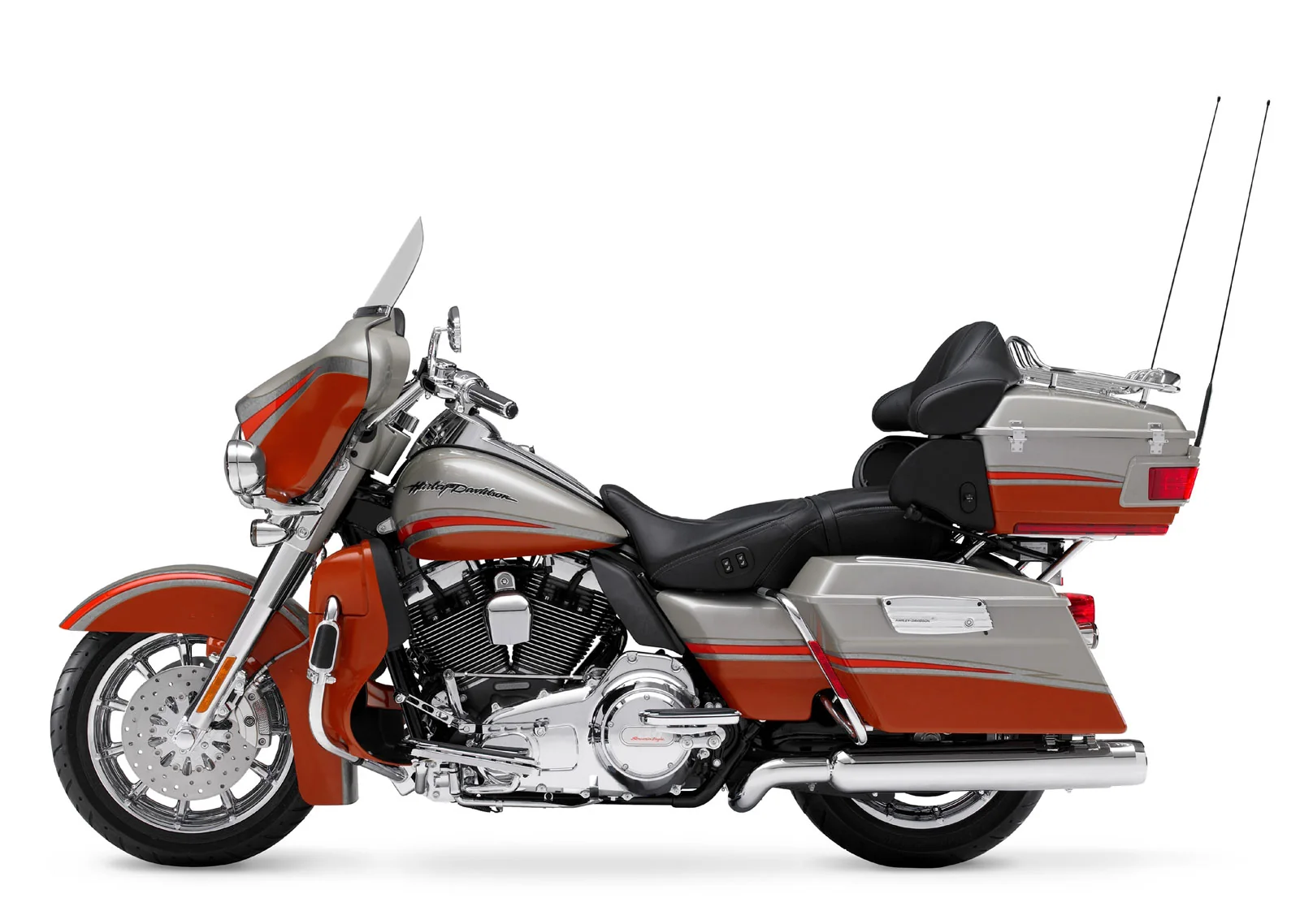 Harley-Davidson FLHTCUSE4 CVO Ultra Classic Electra Glide