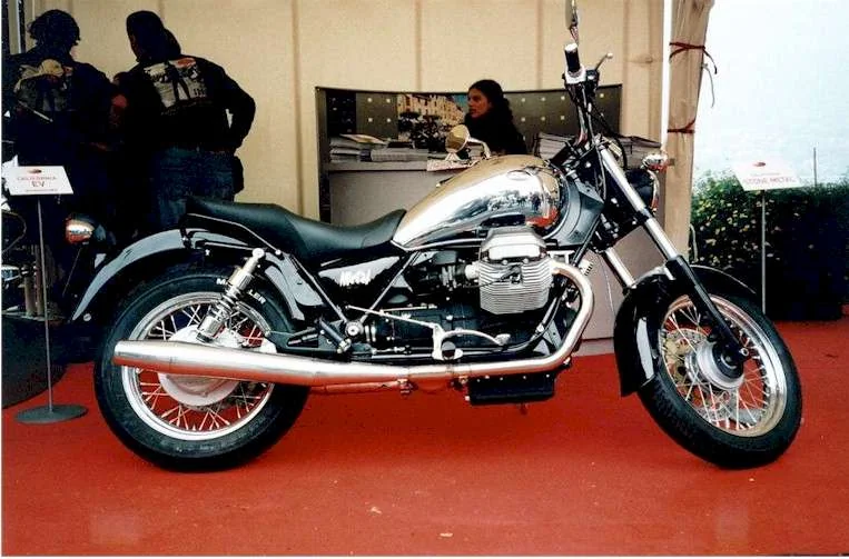 Moto Guzzi California Stone Metal